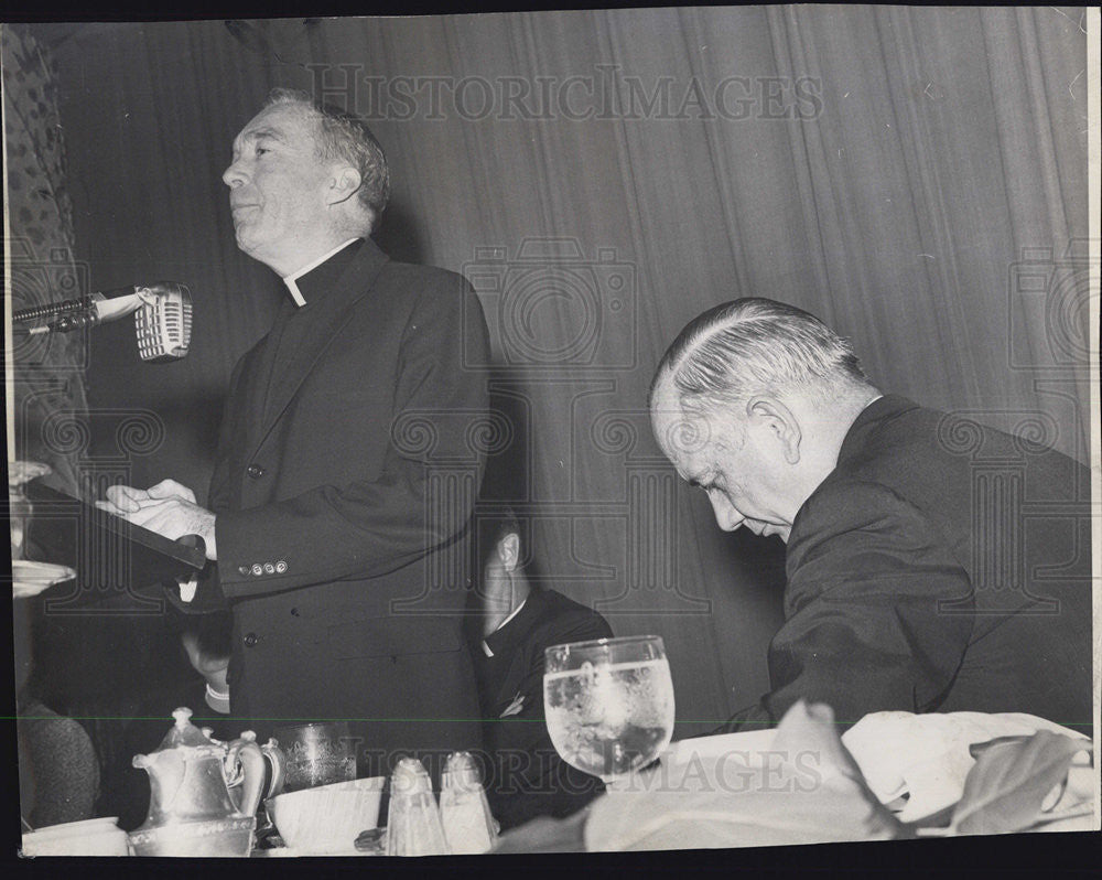 1963 Press Photo Msgr. William E. McManus, Supt of Catholic Schools speaking. - Historic Images