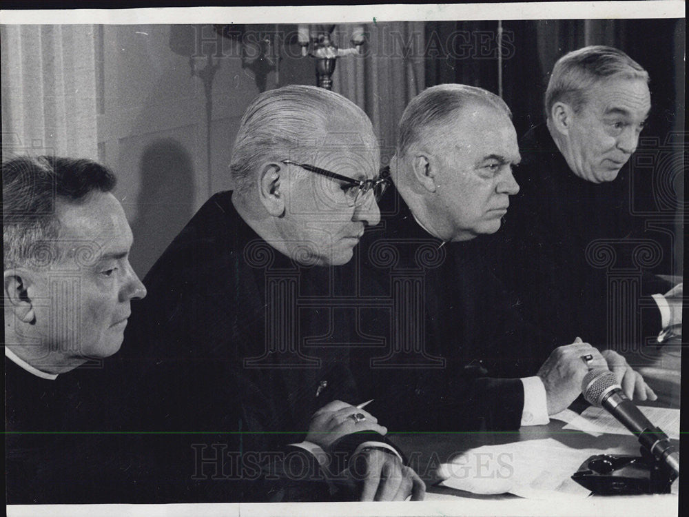 1971 Press Photo Arch Bishops William McManus, Philip Hannan, John Cardinal Krol - Historic Images