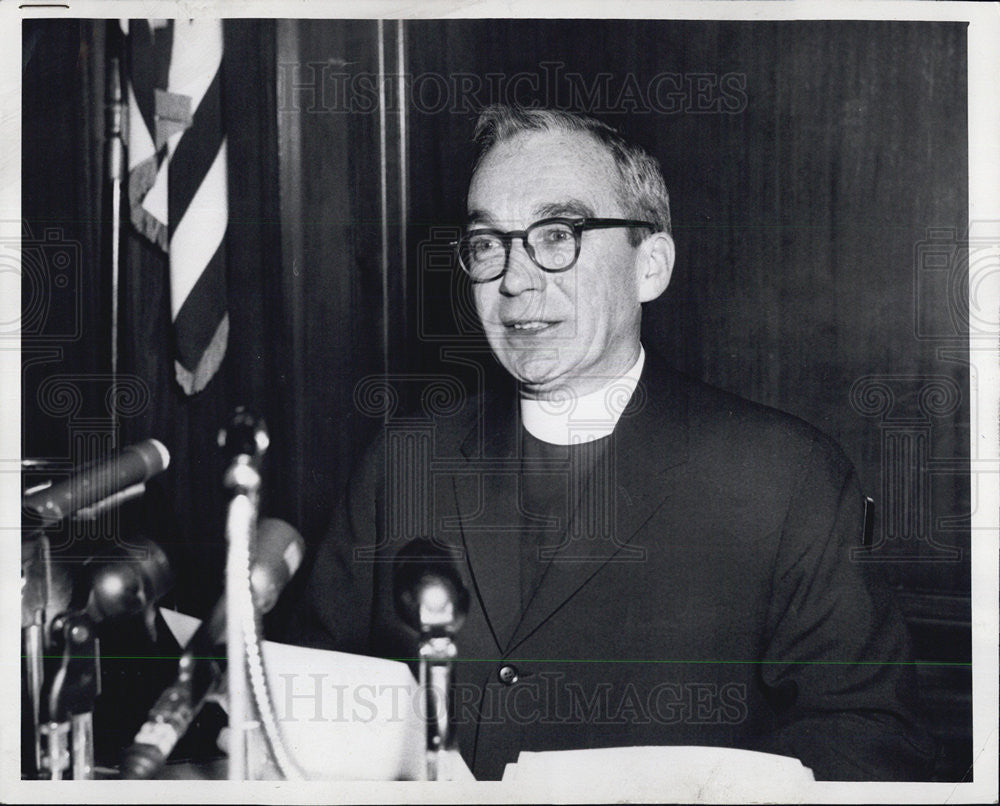 1959 Press Photo Msgr. William E. McManus archdioscesen Catholic Schools - Historic Images