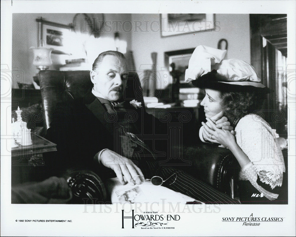 1992 Press Photo Emma Thompson &amp; Anthony Hopkins Scene From &quot;Howards End&quot; - Historic Images