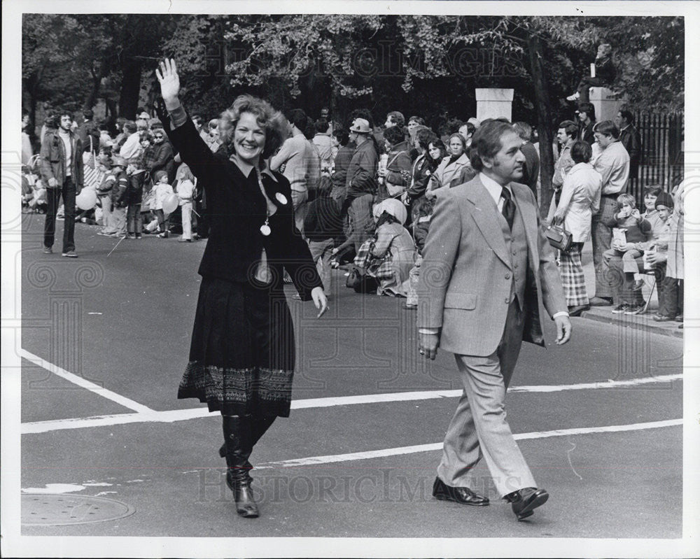 1972 Press Photo Sullivan Parades - Historic Images