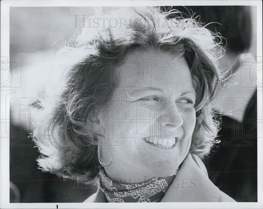 1975 Press Photo Kathleen Sullivan of the Boston School Committee - Historic Images