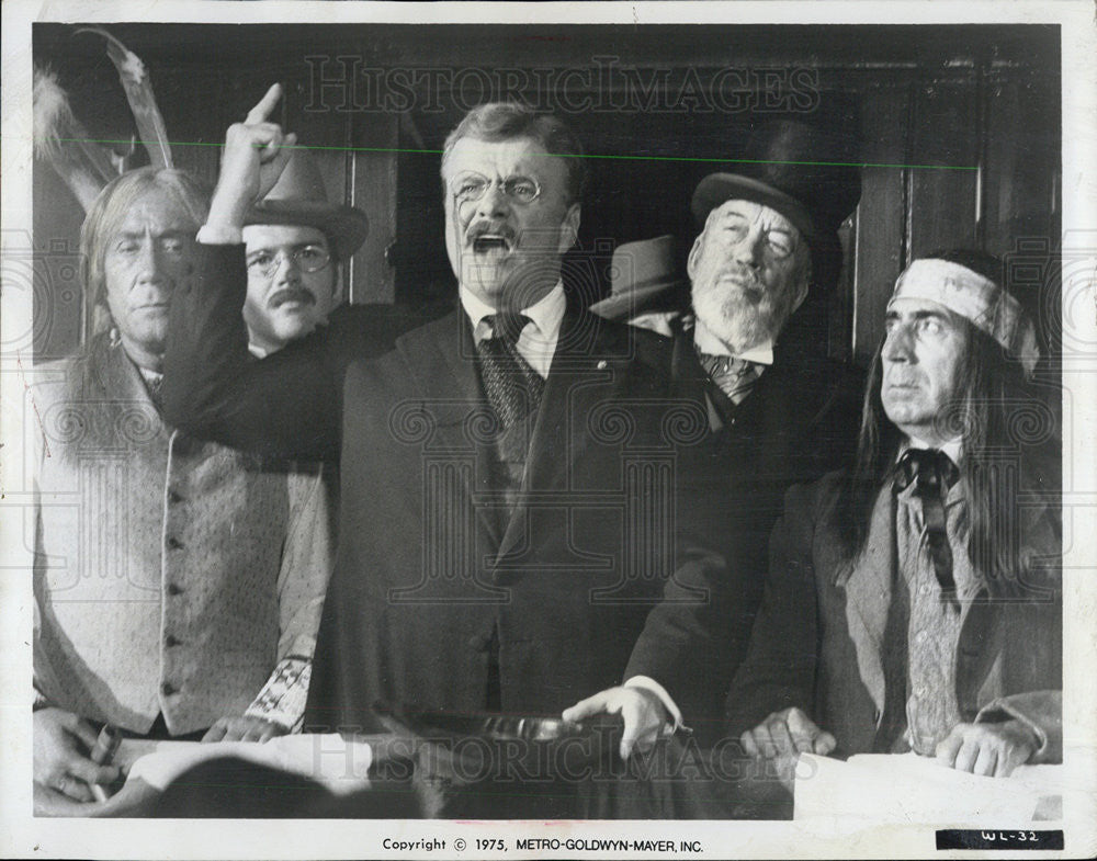 1975 Press Photo Brian Keith portray as President Roosevelt. - Historic Images