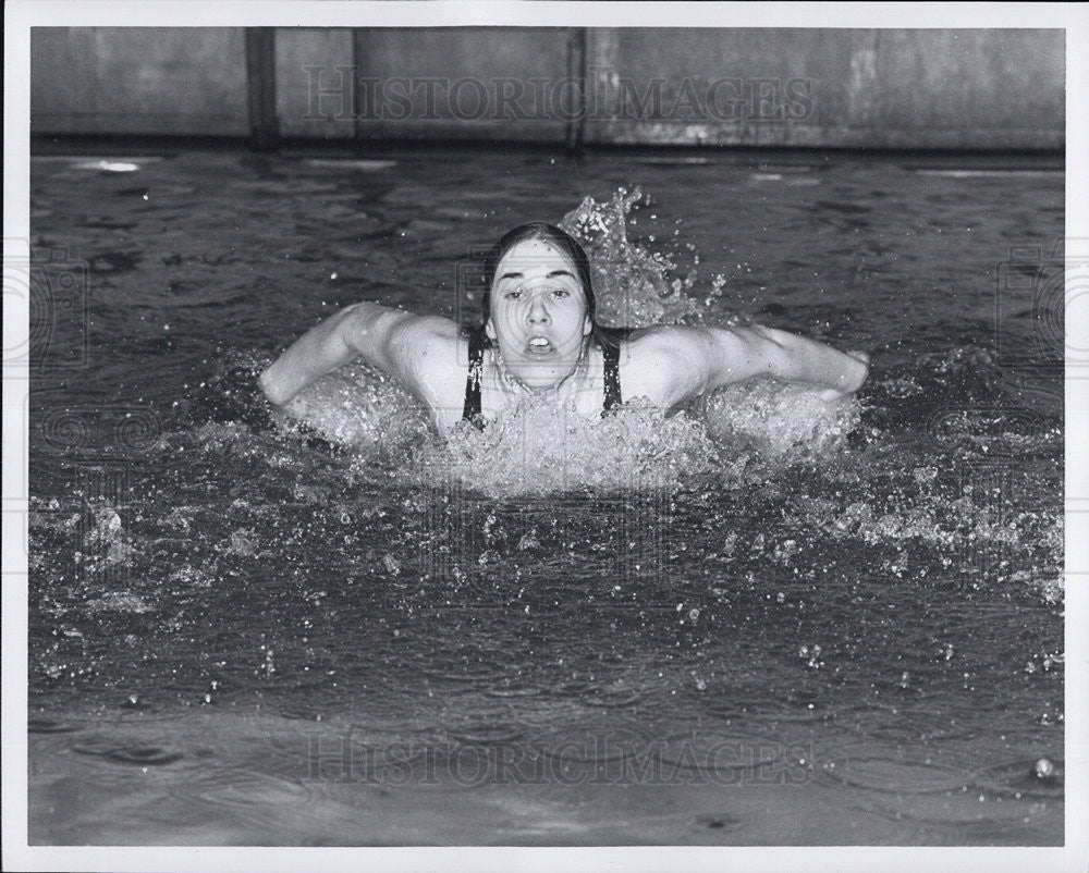 1966 Press Photo Joanne Scarbourgh, Swimmer - Historic Images