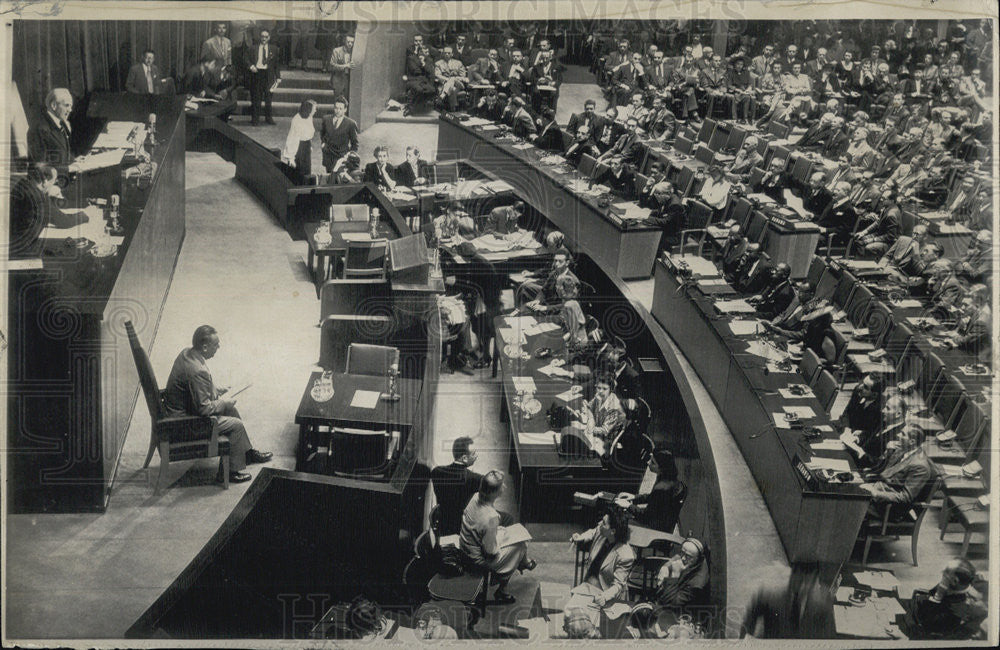 1947 Press Photo Brazil Oswaldo Aranha United Nations Assembly session - Historic Images