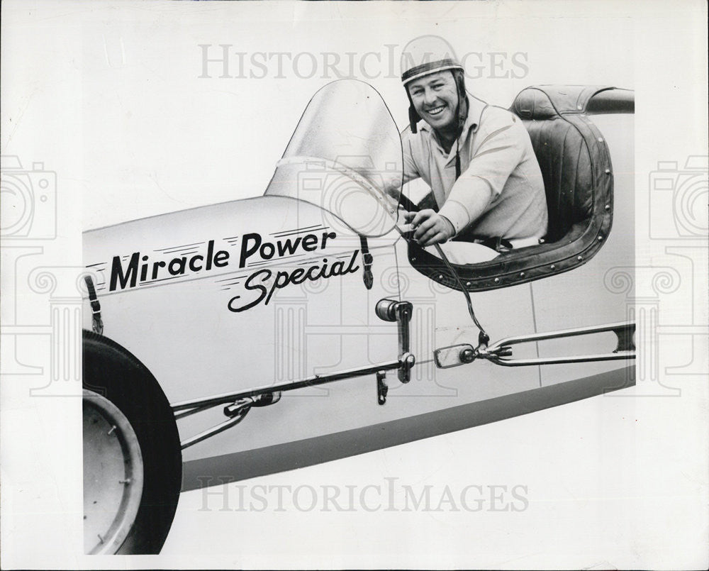 1952 Press Photo Ruby Linden, Race Driver. - Historic Images