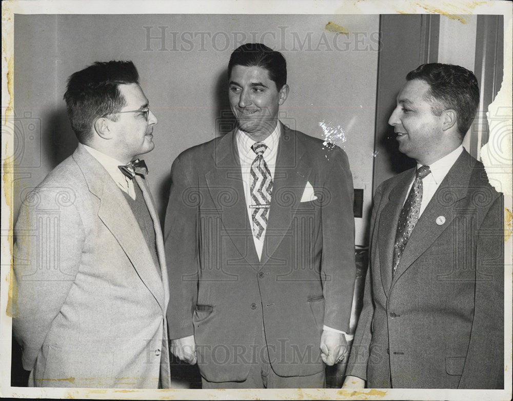 1950 Press Photo Al Clarke Gen. Manager of Newport news Club. - Historic Images