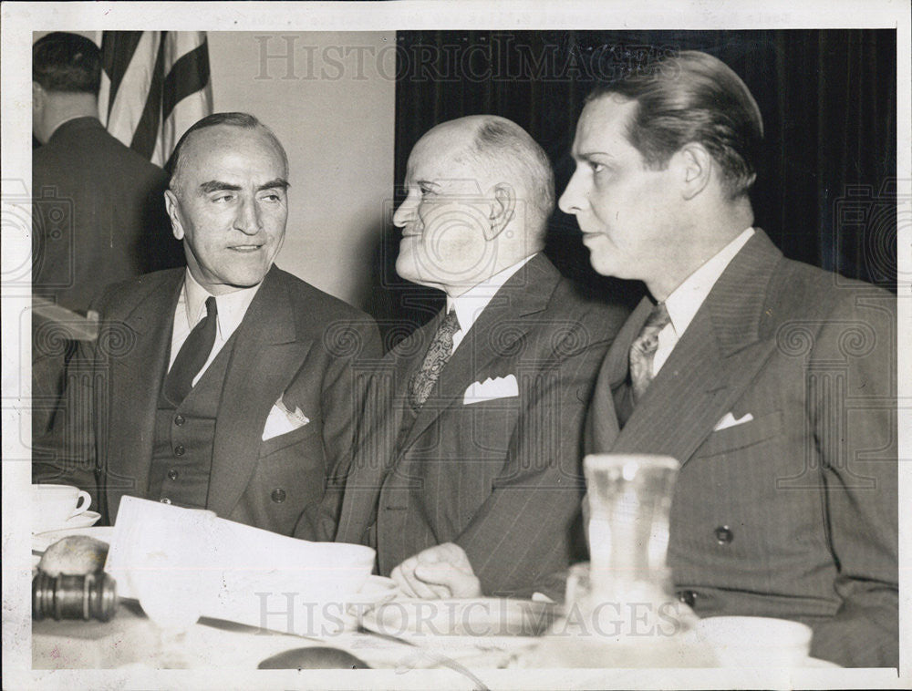 1944 Press Photo Two Col. and Mayor Maurice J. Tobin. - Historic Images