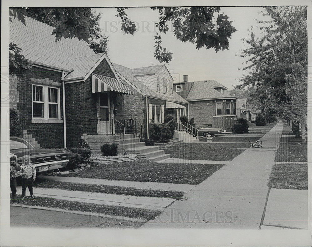 1966 Press Photo 5600 S. Natchez Streets Chicago. - Historic Images