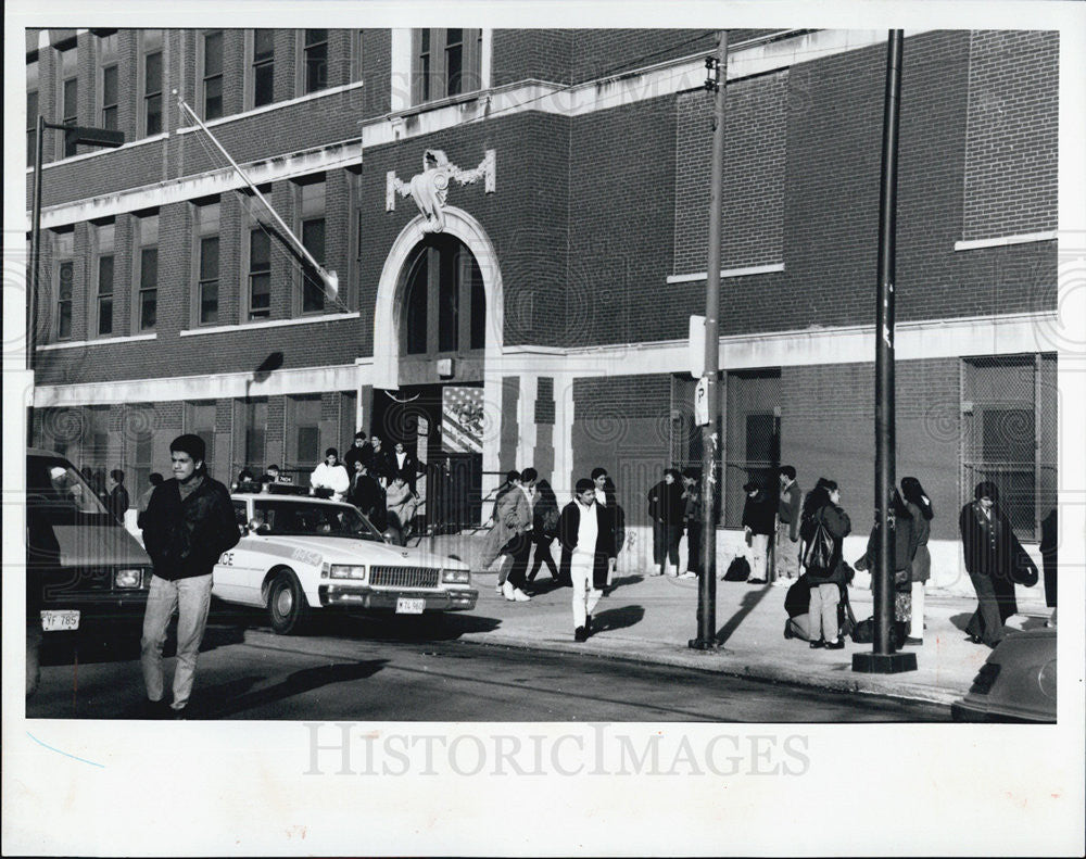 1991 Press Photo Farragut Students getting out of schools. - Historic Images