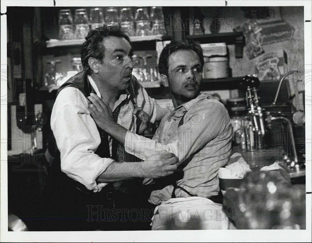 1986 Press Photo Actor Al Ruscio and Joe Pantoliano stars in &quot;Amazing Stories&quot;. - Historic Images