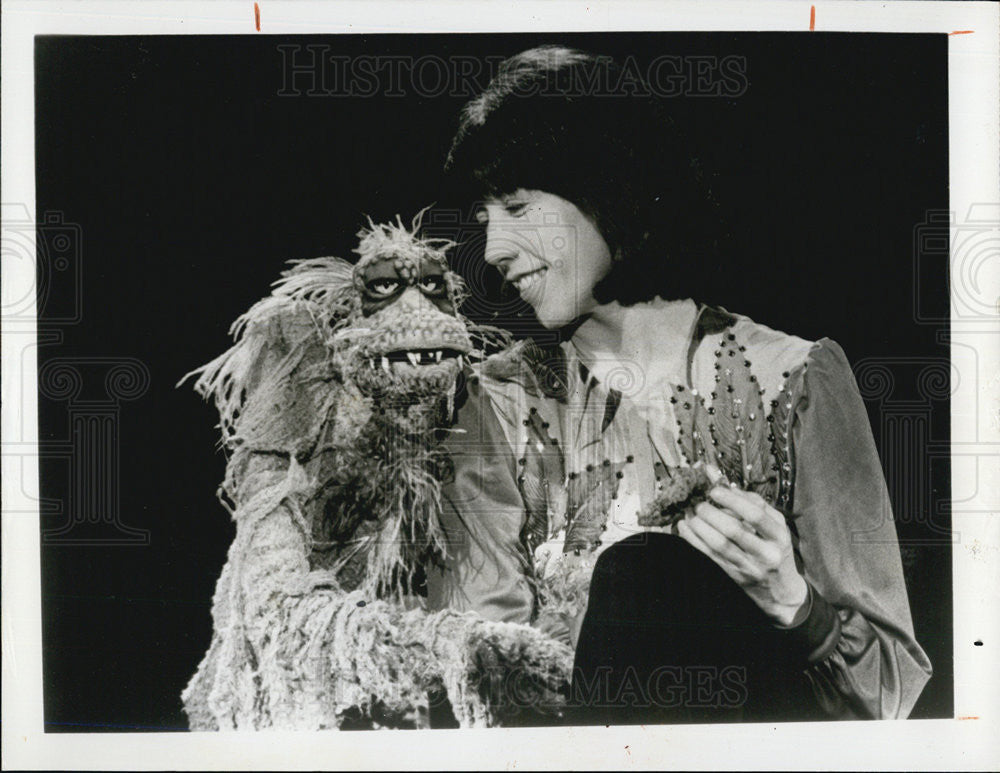 1976 Press Photo Lily Tomlin in &quot;NBC&#39;s Saturday Night&quot; - Historic Images