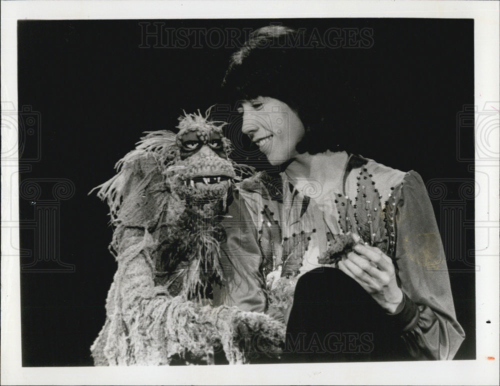 1976 Press Photo Lily Tomlin in &quot;NBC&#39;s Saturday Night&quot; - Historic Images