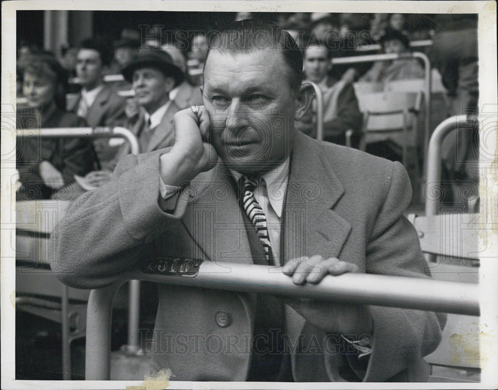 Press Photo Chuck Dressen Manager of Brooklyn Dogers - Historic Images