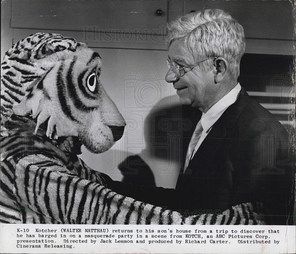 Press Photo Actor Walter Matthau star in &quot;Kotch&quot; - Historic Images