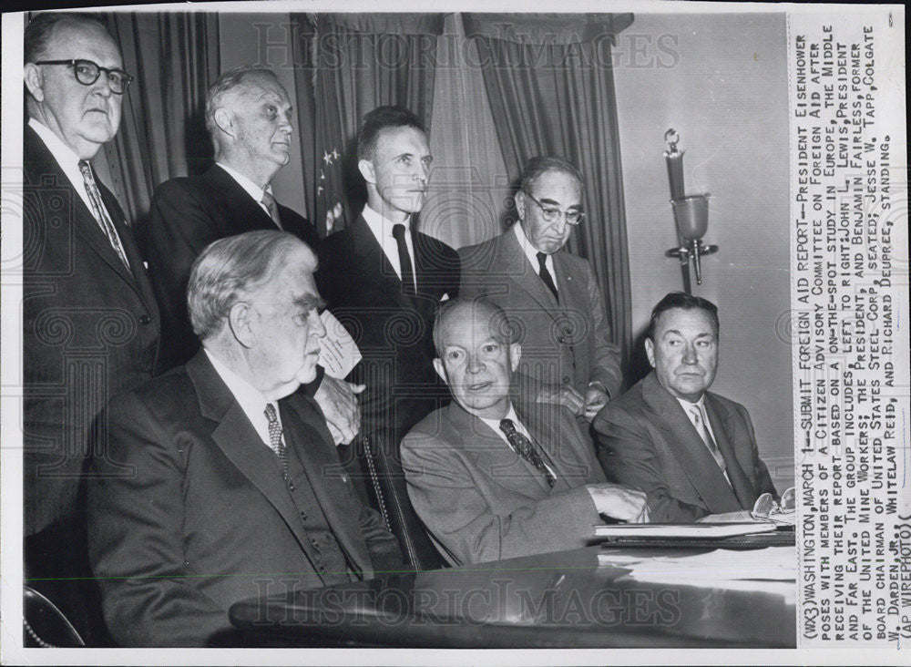 1957 Press Photo President Eisenhower with Citizen Advisory Committee - Historic Images