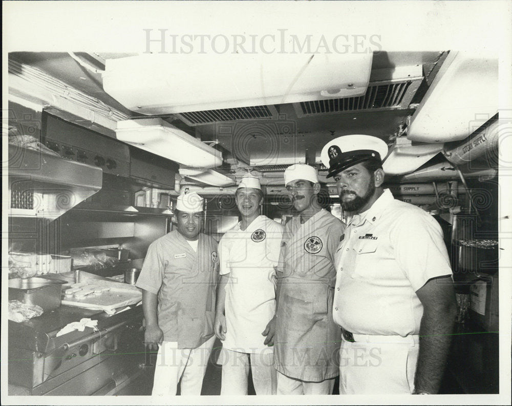 1980 Press Photo Owens&#39; Gallery MS1 R.T. Tomas, MSSN R.C. MeManus, &amp; Others - Historic Images