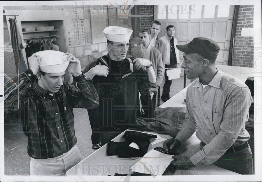 1965 Press Photo Storekeeper 3c. George Walker, Robert Lengjel &amp; Robert Pruett - Historic Images