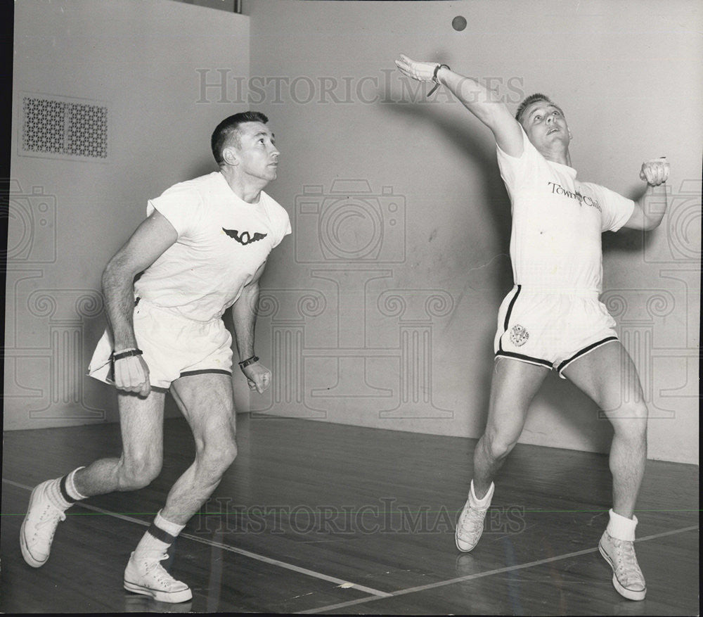 1958 Press Photo Bob Brady and Johnny Sloan in the Handball Semi-Finals - Historic Images