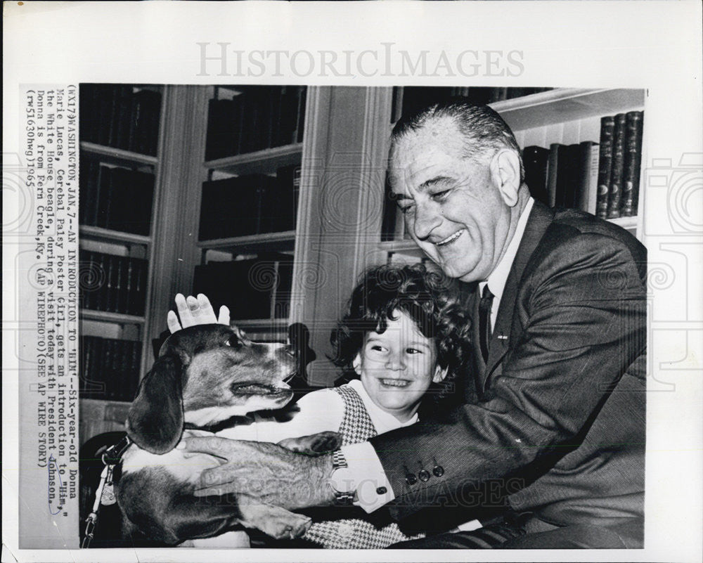 1965 Press Photo President Johnson and Donna Marie Lucas - Historic Images