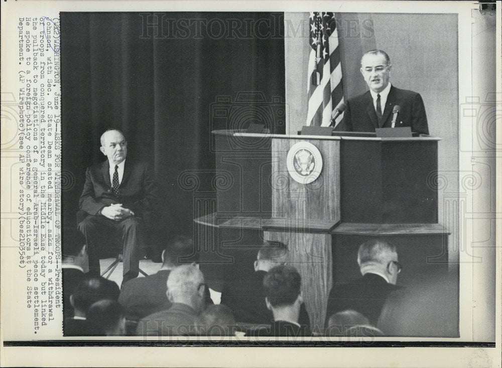 Press Photo President Johnson Asks for Withdrawal of Troops - Historic Images
