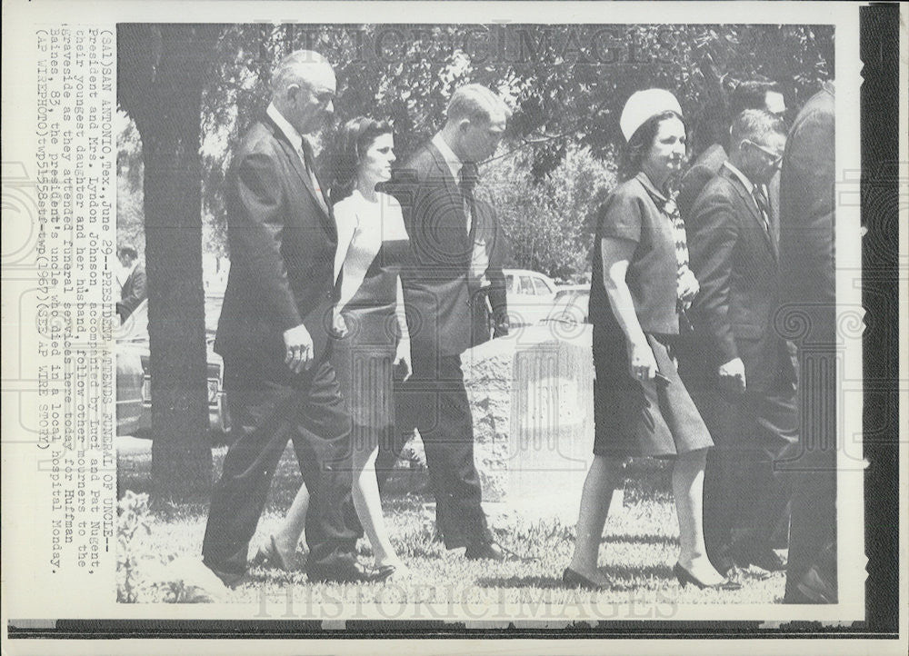 1967 Press Photo Pres &amp; Mrs Johnson w/ their daughter at the funeral of Huffman Baines - Historic Images