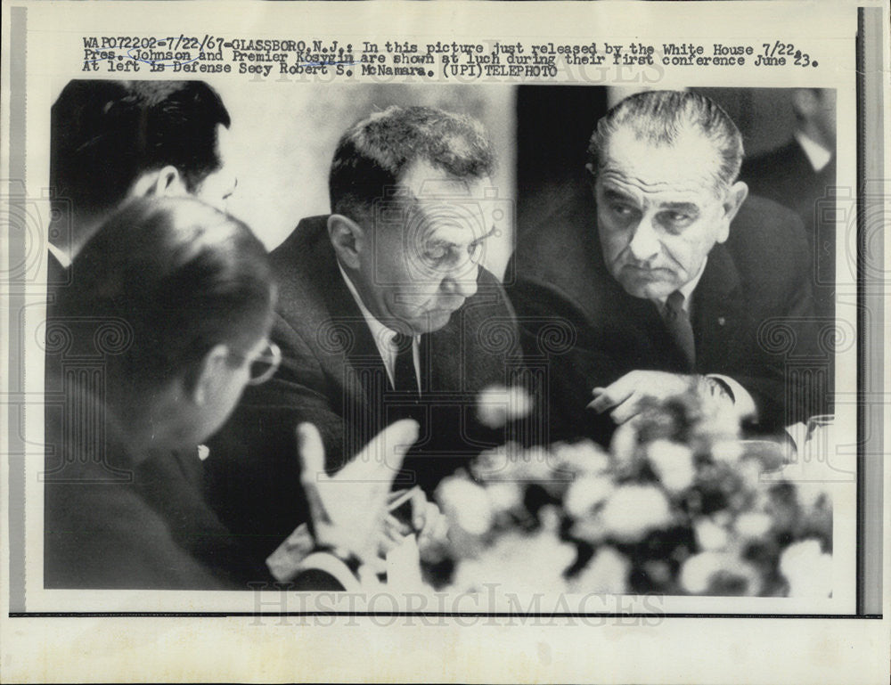 1967 Press Photo Pres Johnson w/ Soviet Premier Kosygin meeting in NJ - Historic Images