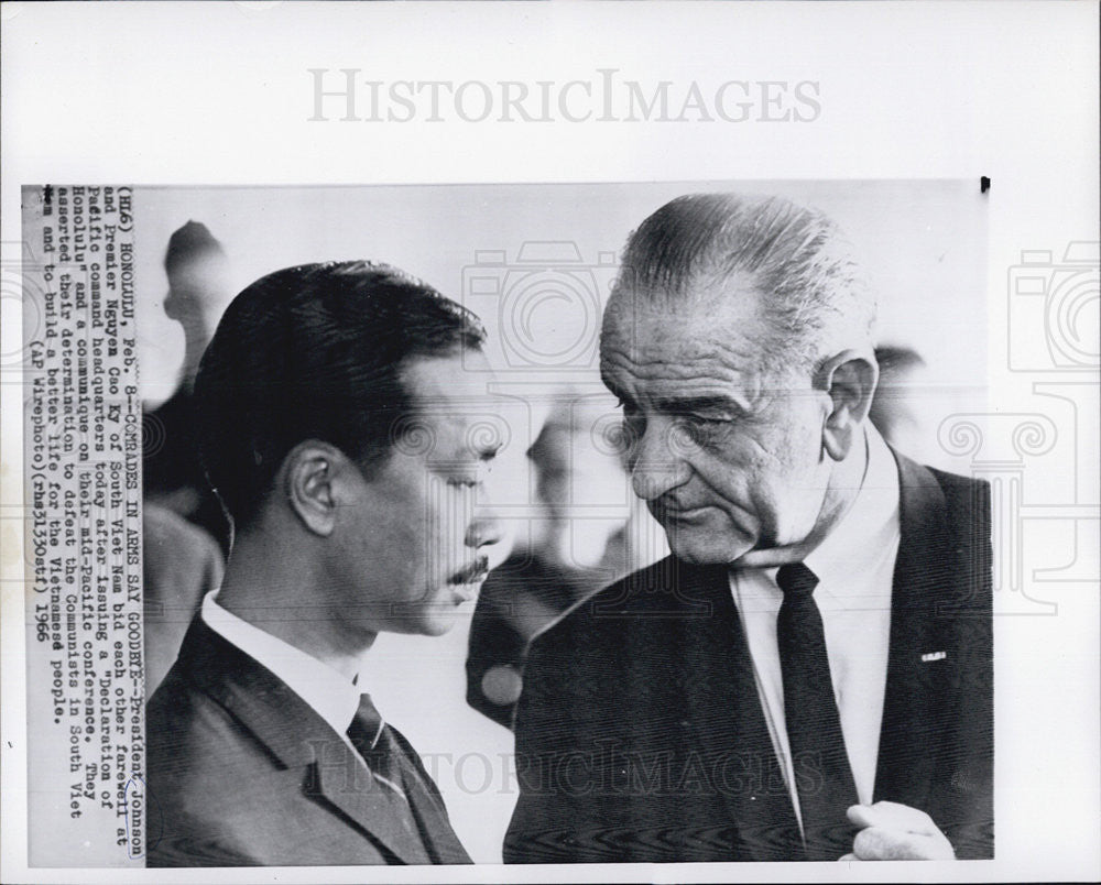 1966 Press Photo President Johnson Says Goodbye to Premier Nguyen Cao Ky - Historic Images