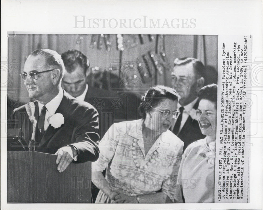 1964 Press Photo President Lyndon B Johnson, at LBJ High School - Historic Images