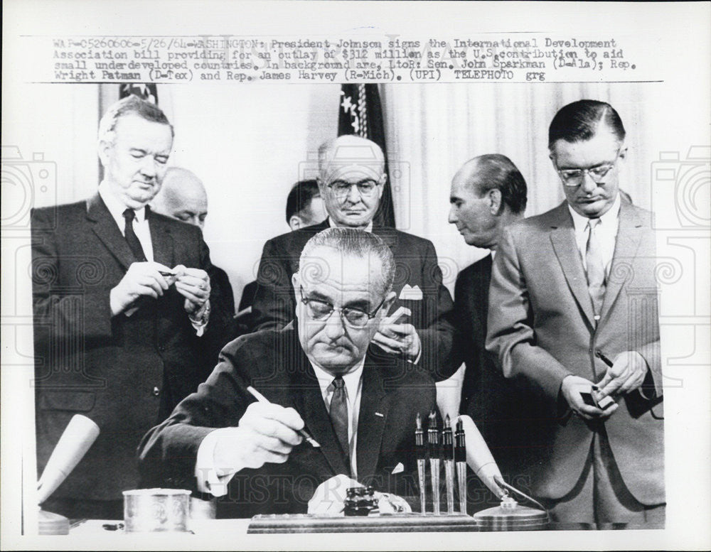 1964 Press Photo President Johnson, Sen. John Sparkman,Wright Patman - Historic Images