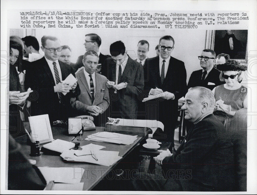 1964 Press Photo President Johnson announcing he will make Foreign Policy Speech - Historic Images