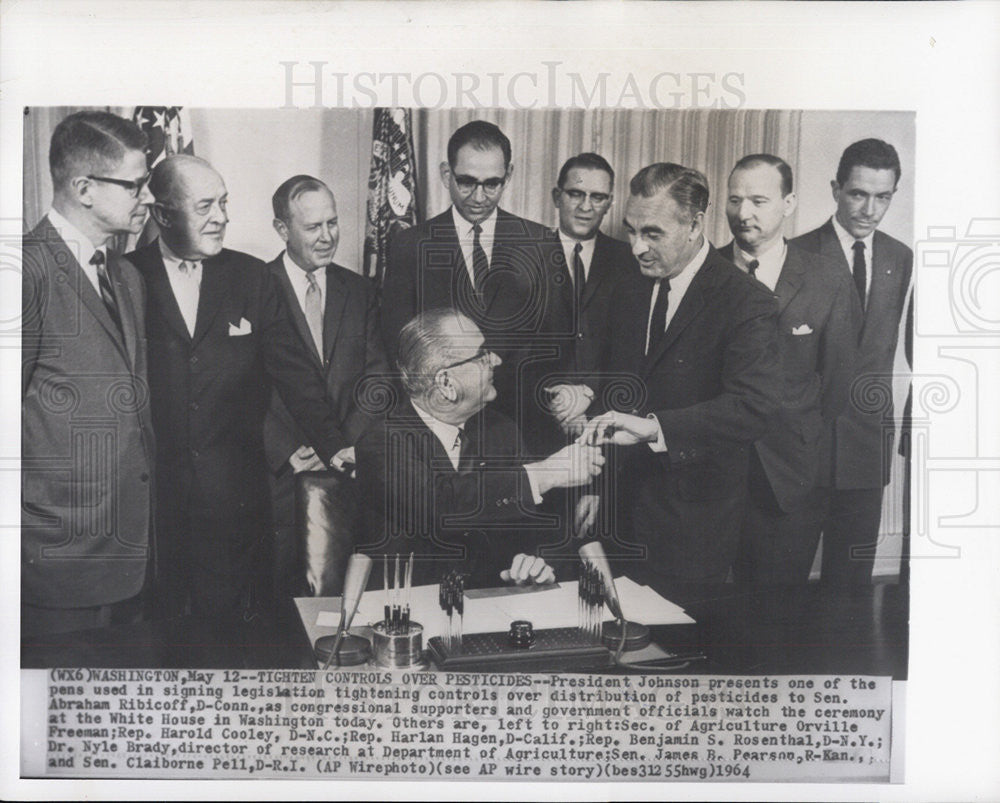 1964 Press Photo President Johnson, Sen. Abraham Ribicoff, Sen. Orville Freeman - Historic Images