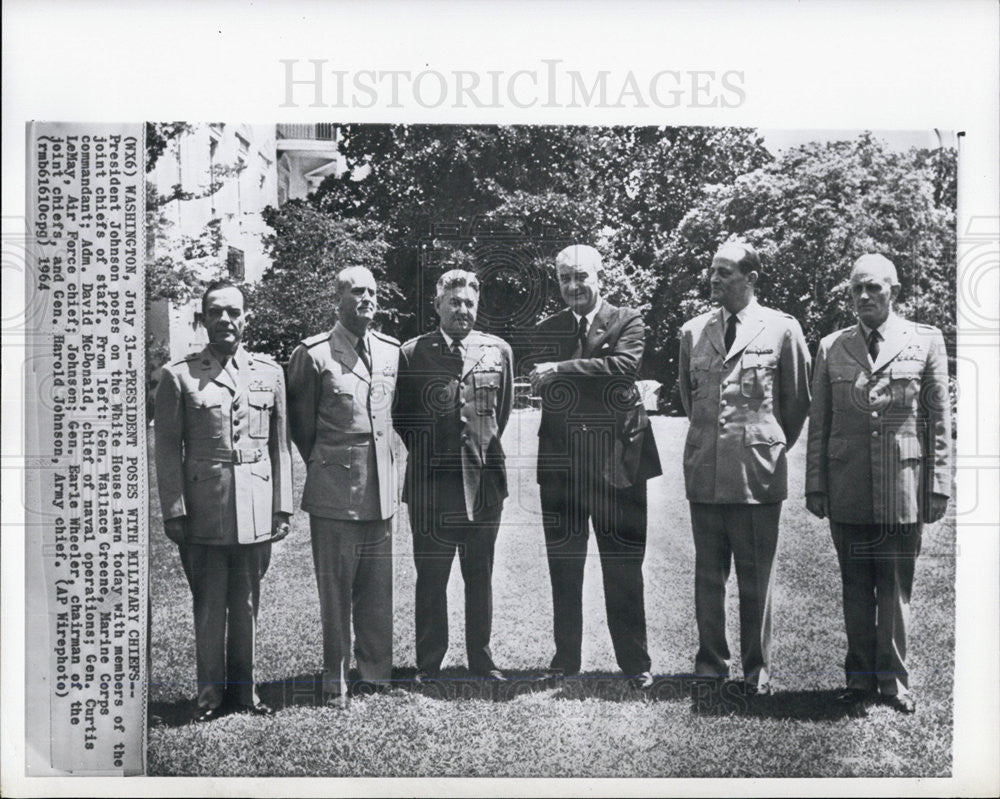 1964 Press Photo President Johnson , Gen. Wallace Creene, Adm. David McDonald - Historic Images