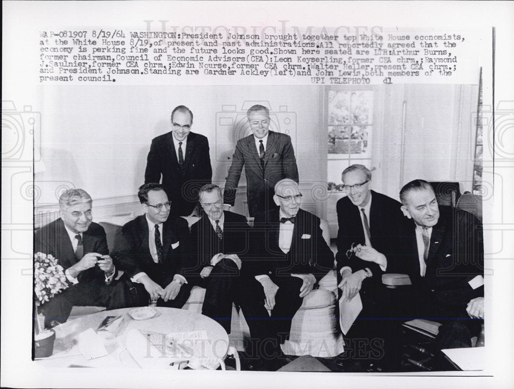 1964 Press Photo President Johnson, Arthur Burns, Leon Keyserling - Historic Images