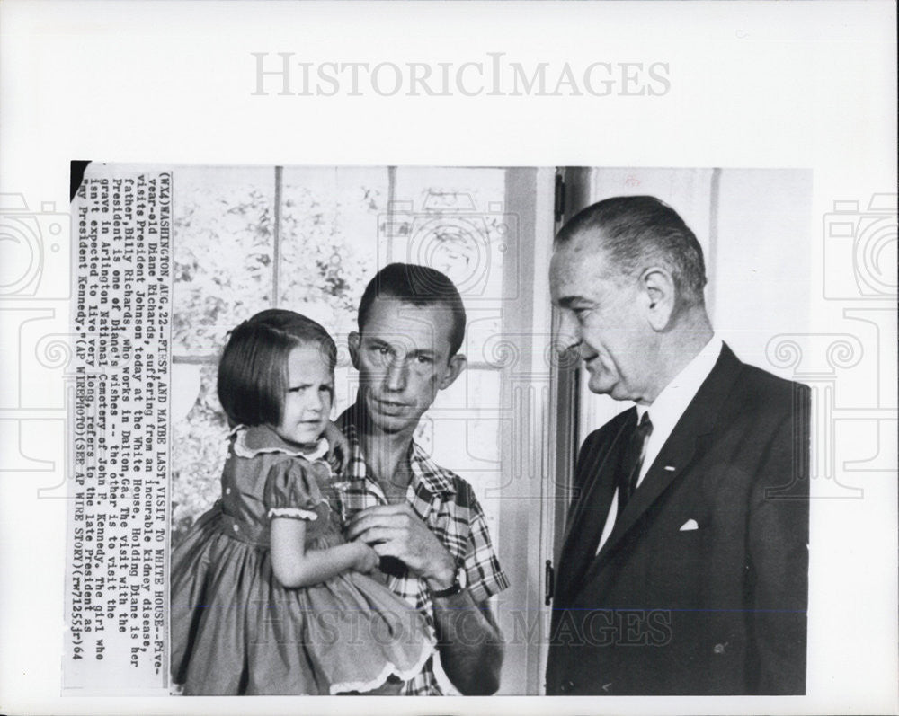 1964 Press Photo Diane Richards with kidney disease visits President Johnson - Historic Images