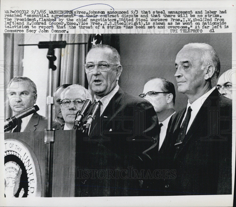 1965 Press Photo President Johnson, I.W. Abel and R. Conrad Cooper - Historic Images