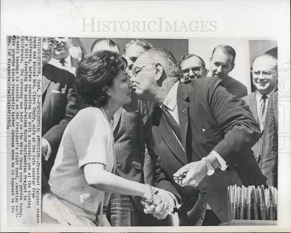 1965 Press Photo President Johnson and Mrs. Clare Engle - Historic Images