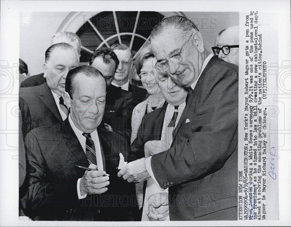 1965 Press Photo President Johnson and Mayor Robert Wagner - Historic Images