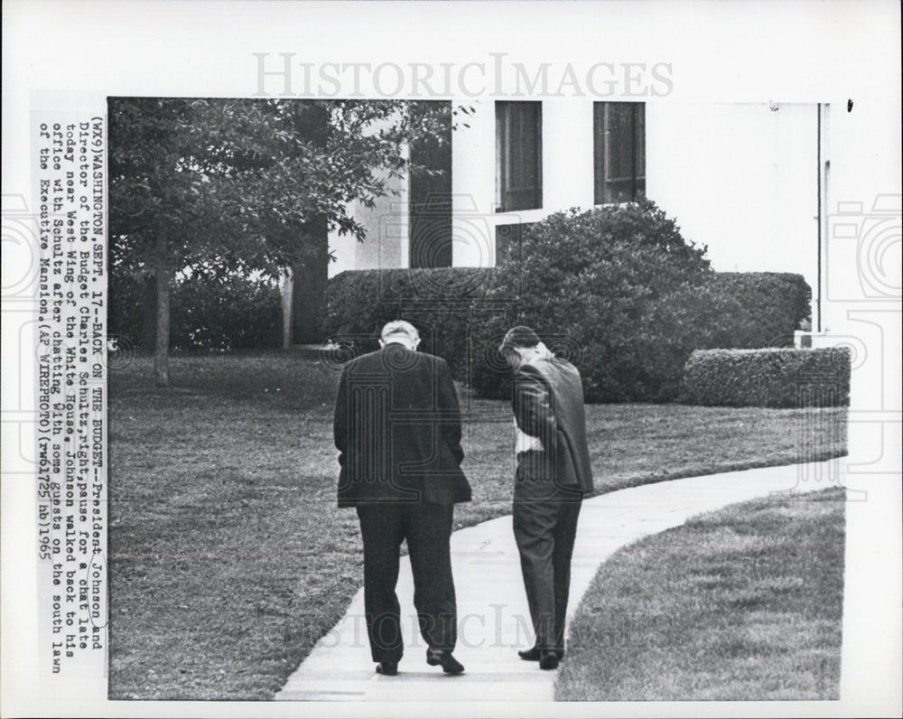 1965 Press Photo President Johnson and Charles Schultz - Historic Images