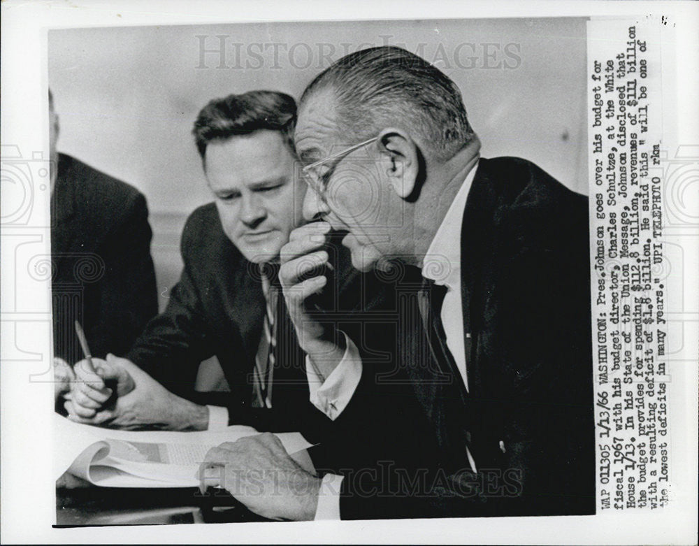 1966 Press Photo President Johnson and Charles Schultze - Historic Images