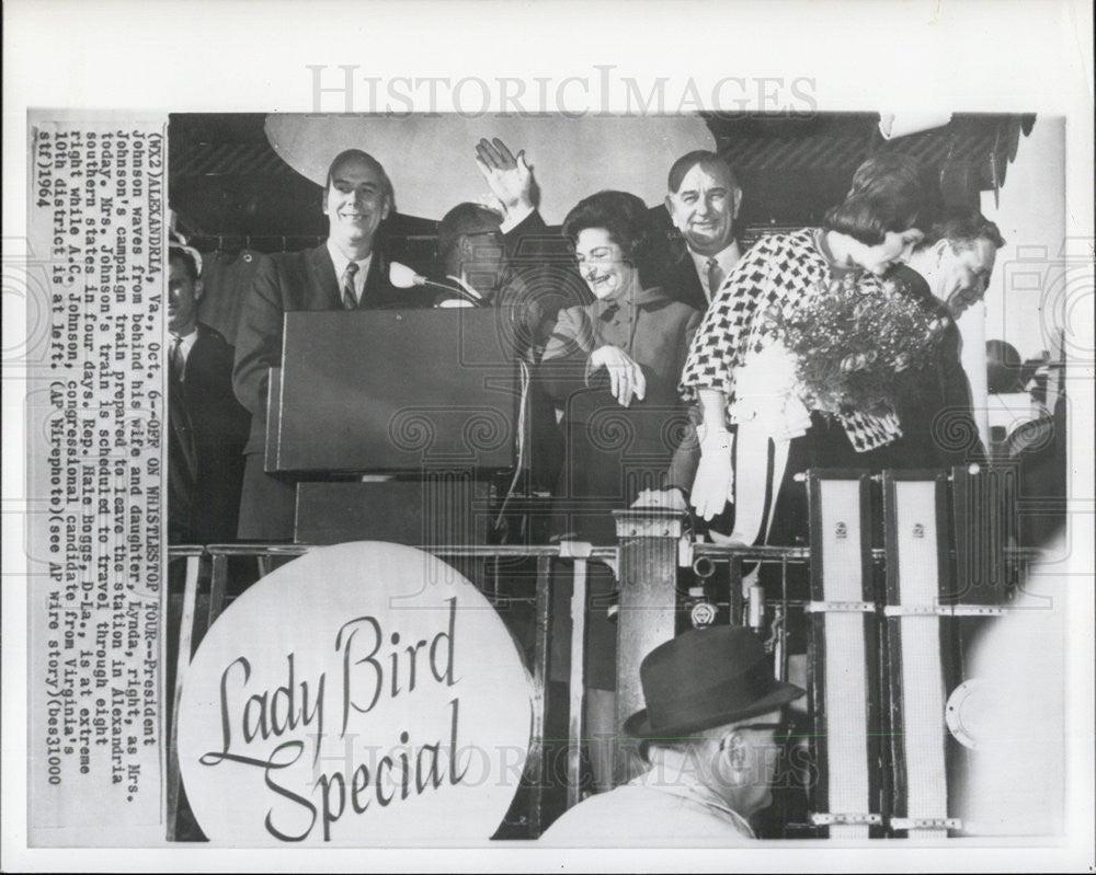 1964 Press Photo President Johnson with Mrs. Johnson &amp; daughter Lynda - Historic Images