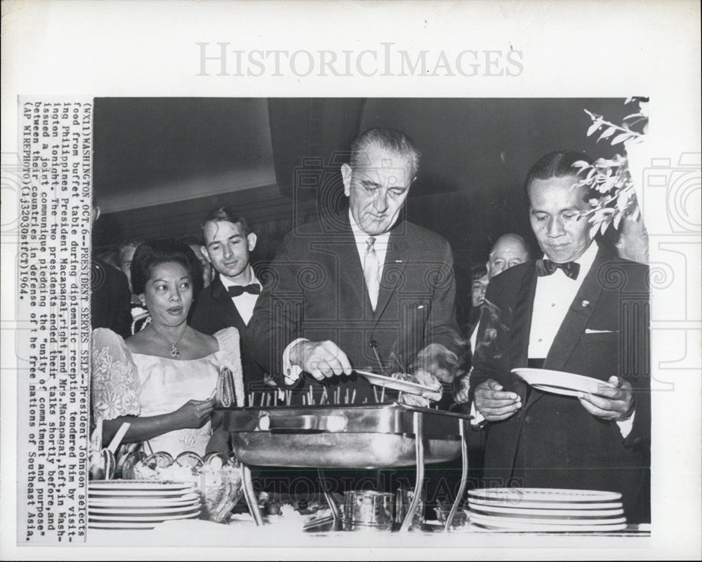 1964 Press Photo President Johnson with President &amp; Mrs. Macapagal - Historic Images