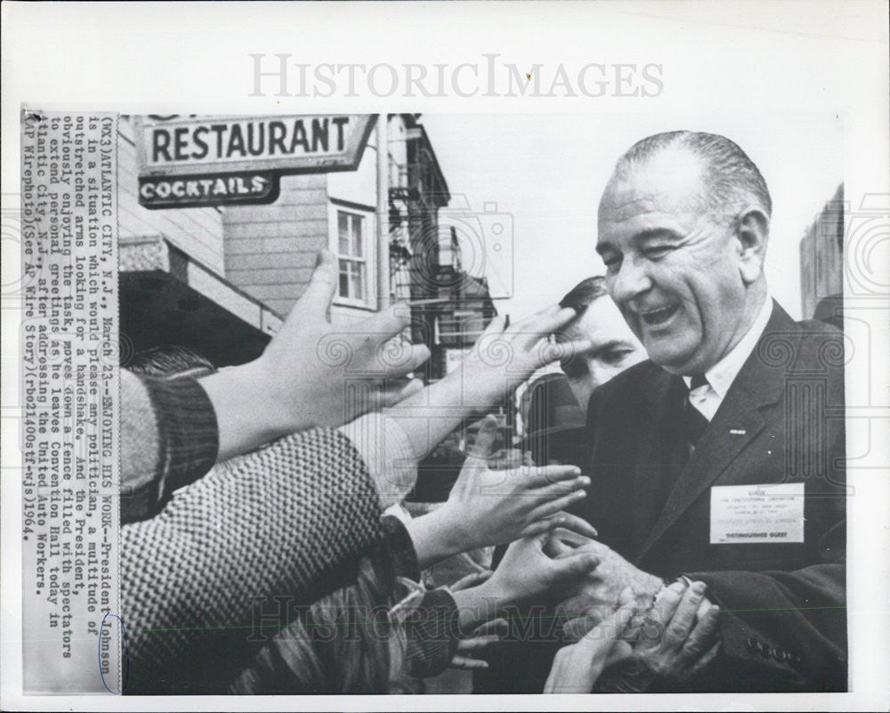 1964 Press Photo President Johnson - Historic Images