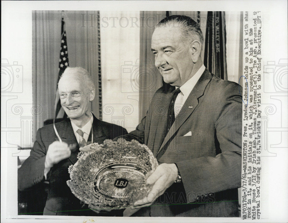 1964 Press Photo President Lyndon Johnson &amp; Irish Ambassador Thomas J. Kiernan - Historic Images