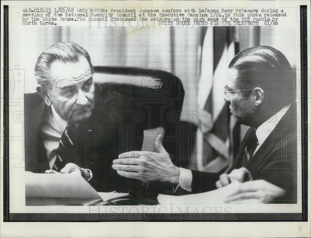 1968 Press Photo President Johnson with Defense Sec. McNamara - Historic Images