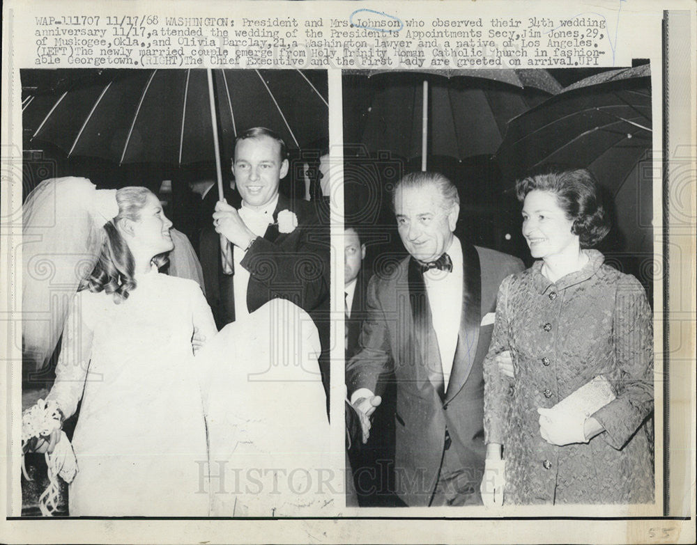 1968 Press Photo Pres. Johnson &amp; wife; Secy. Jim Jones &amp;  Attny. Olivia Barclay - Historic Images