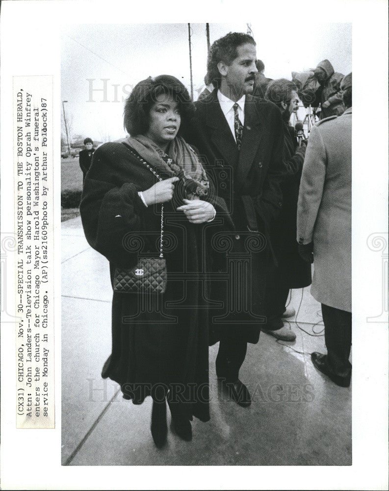 1987 Press Photo Oprah Winfrey, talk show host - Historic Images