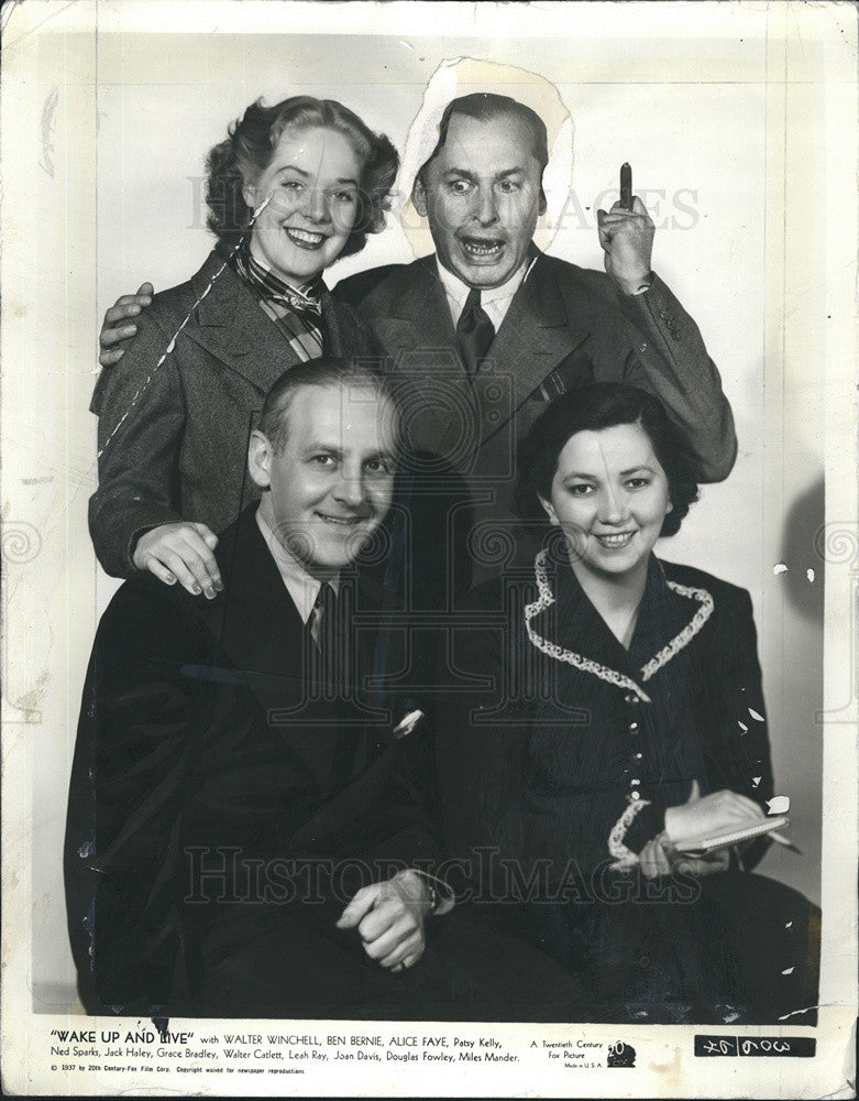 1938 Press Photo Cast of Wake Up and Live - Historic Images
