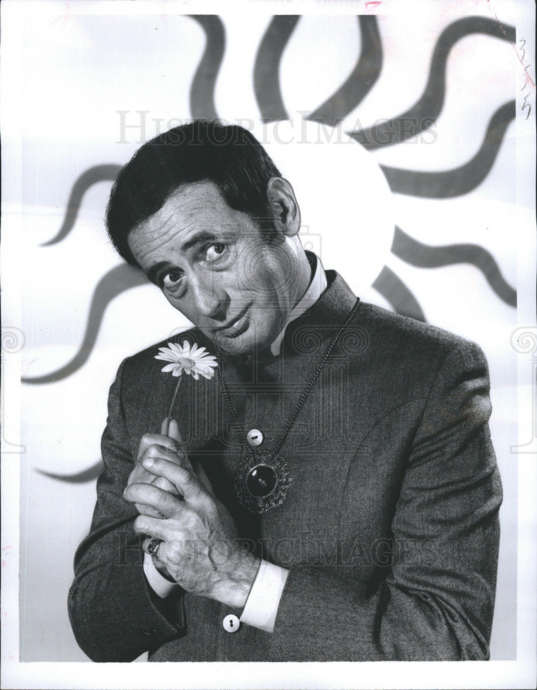 Press Photo Joey Bishop - Historic Images