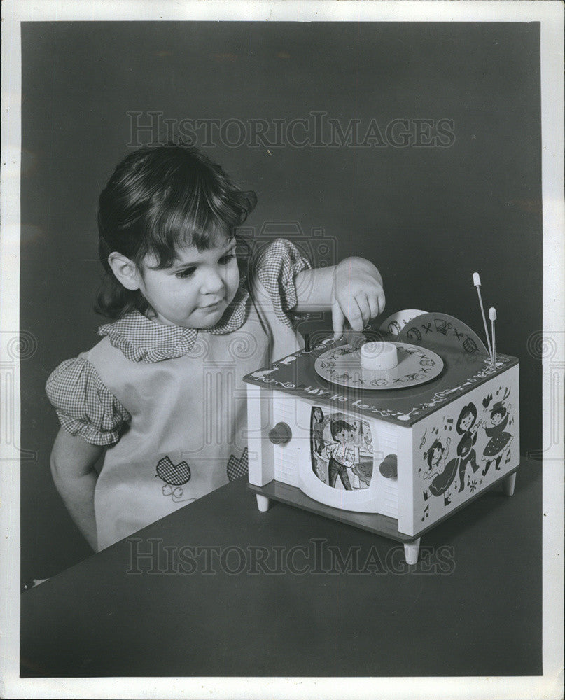 1964 Press Photo Musical TV phonograph from Playskool - Historic Images